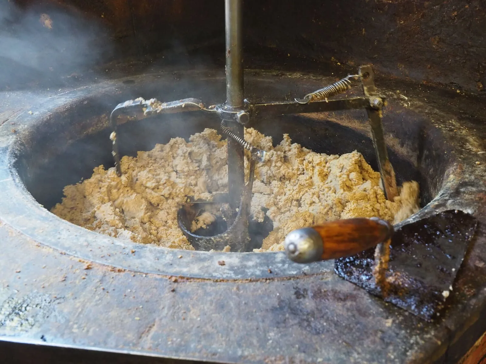 Poêlon de l'huilerie d'Auron