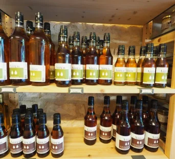 Bouteilles d'huiles de l'huilerie d'Auron