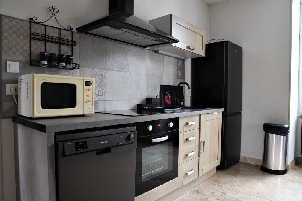 Cuisine gîte des prés 8 personnes Lignières