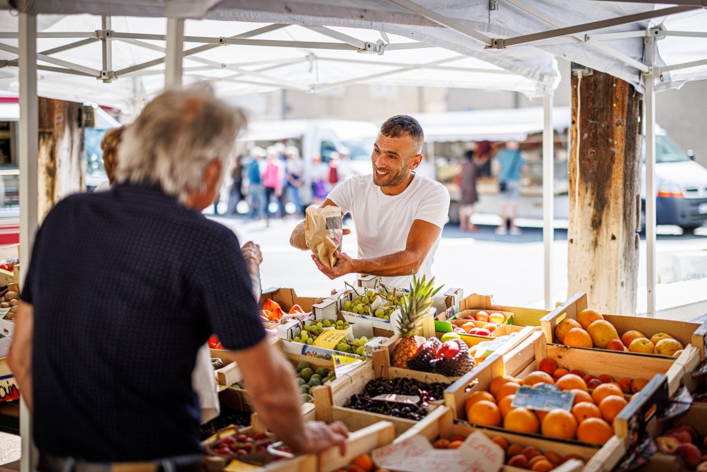 Marché hébdo Lignières 3O5A5390