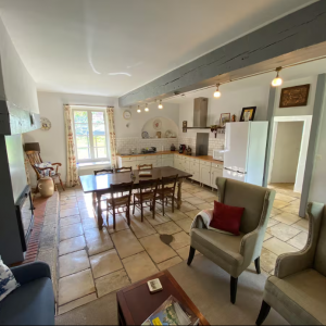 gite-a-la-ferme-colombe-st-baudel-salon